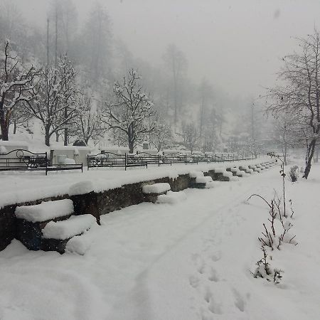 Himalayan Riverside Resort, Manali ภายนอก รูปภาพ