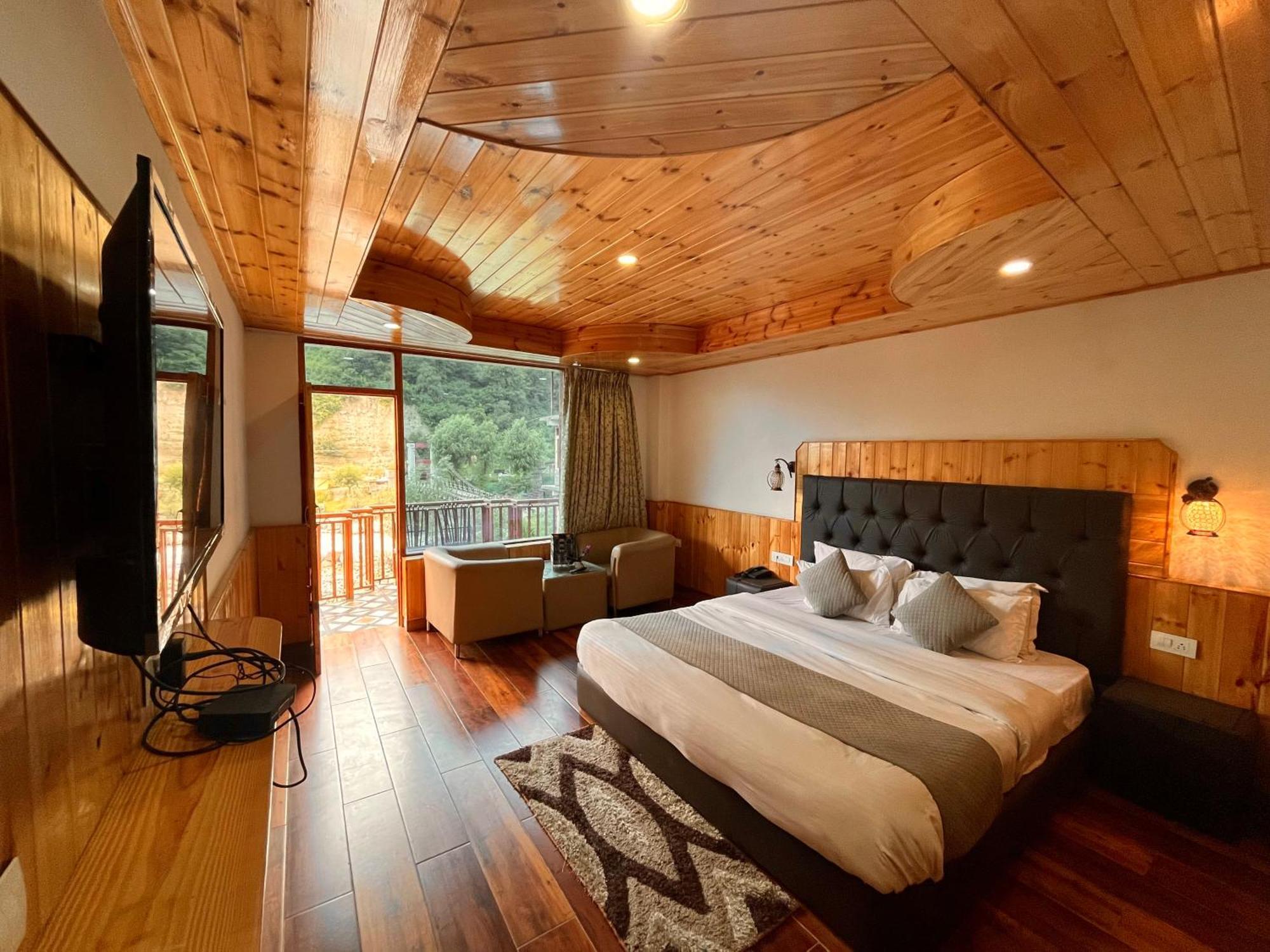 Himalayan Riverside Resort, Manali ภายนอก รูปภาพ