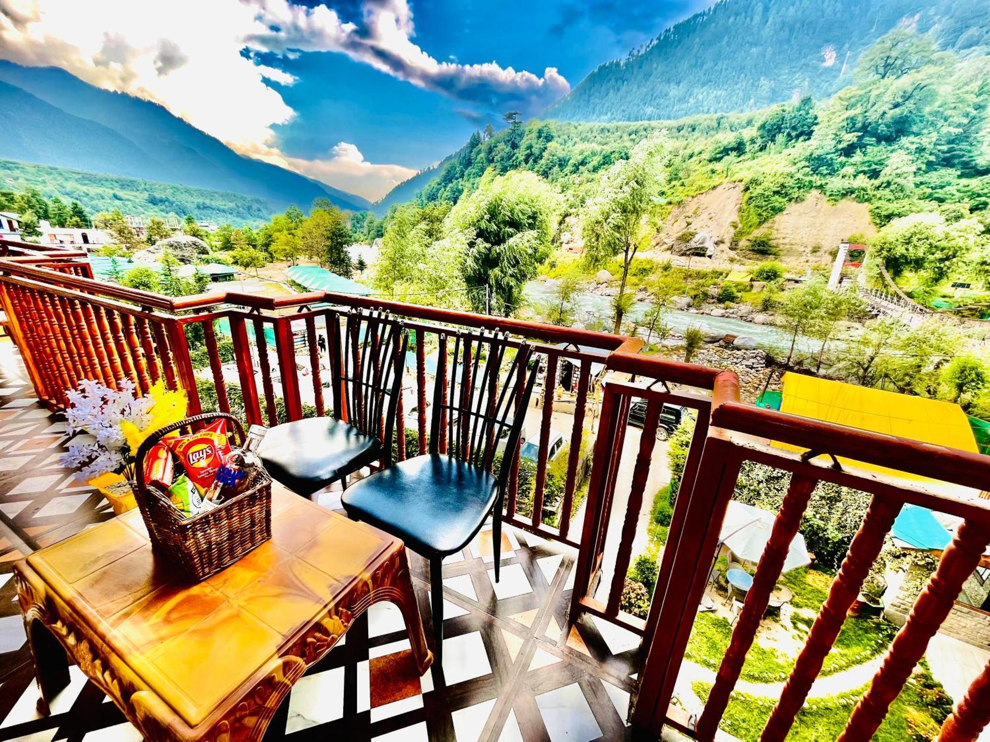 Himalayan Riverside Resort, Manali ภายนอก รูปภาพ