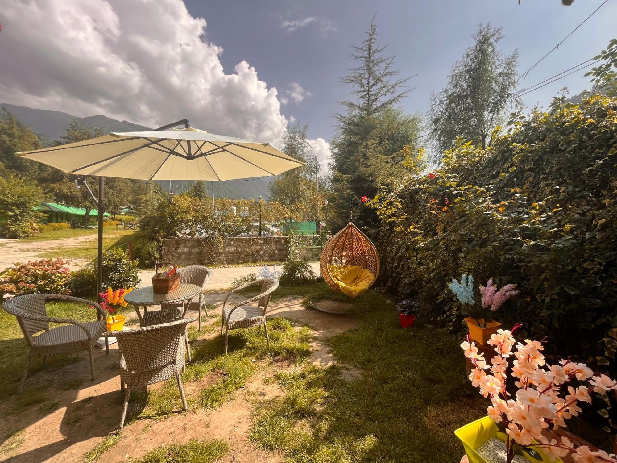 Himalayan Riverside Resort, Manali ภายนอก รูปภาพ
