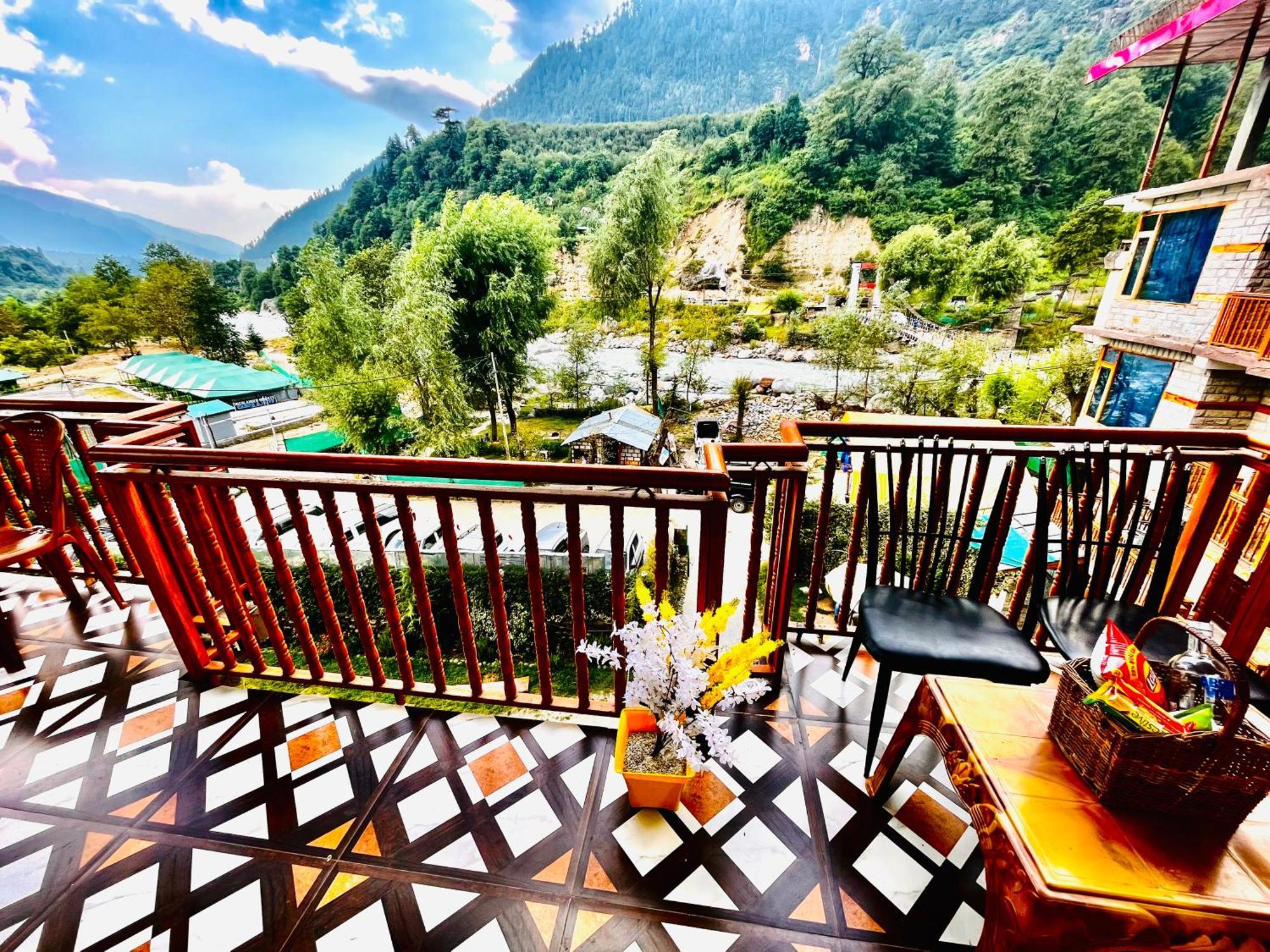 Himalayan Riverside Resort, Manali ภายนอก รูปภาพ